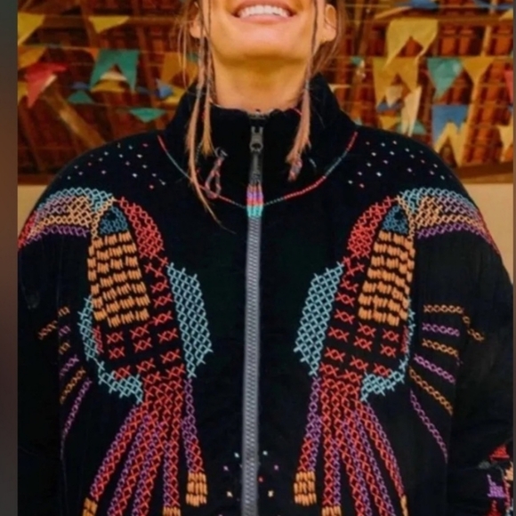 NWT Farm Rio Embroidered Tropical Reversible Puffer Jacket Coat - Picture 3 of 8